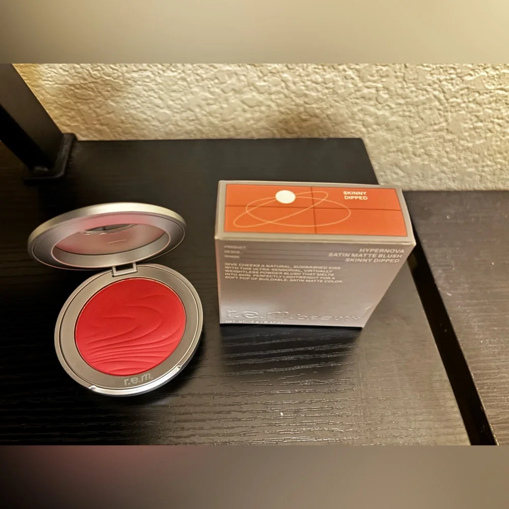 r.e.m beauty beauty blush